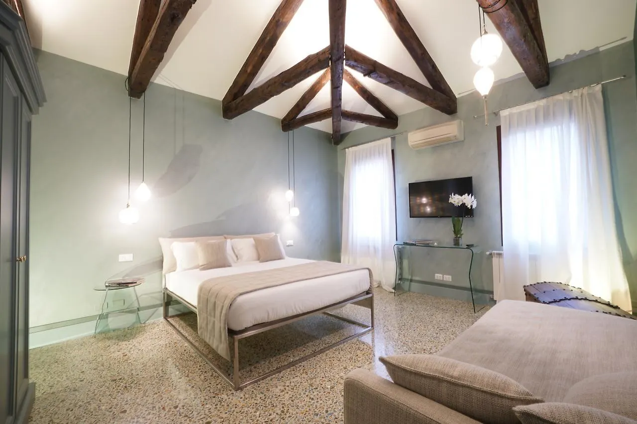 P 1779 Bed & Breakfast Venice 0*,  Italy